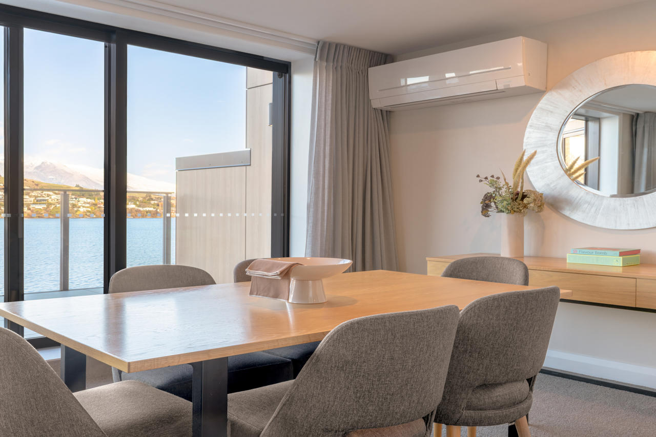 Avani Queenstown Hotel 38/56