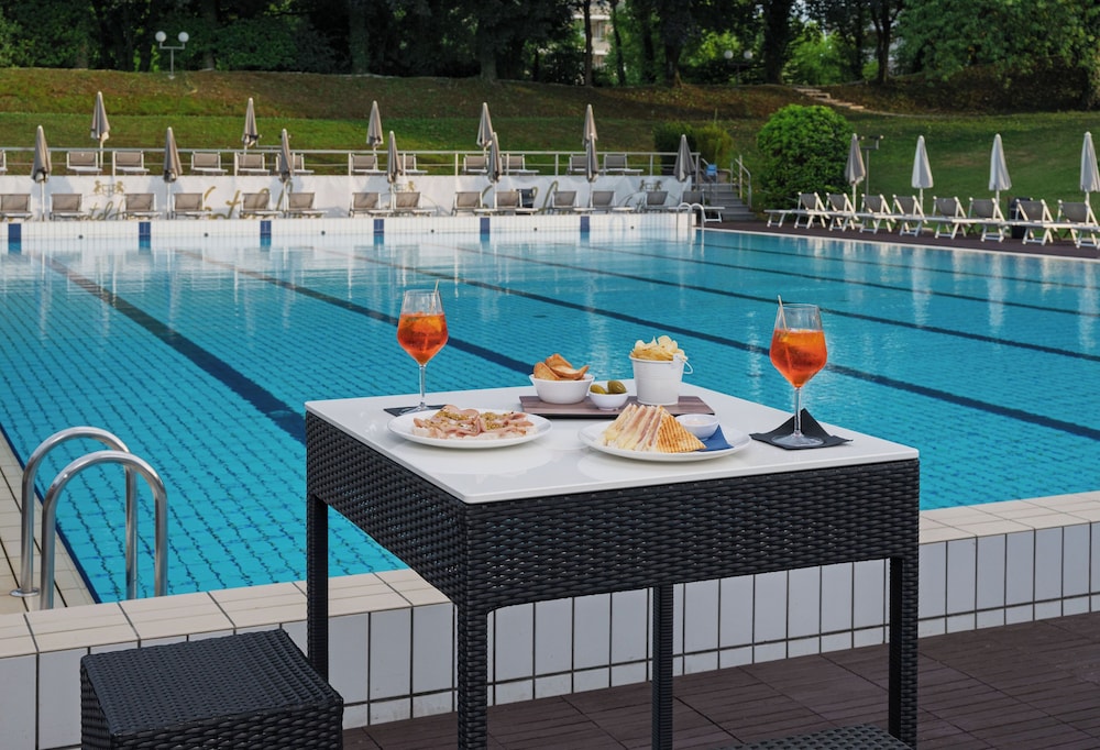 Hotel Fior 26/50