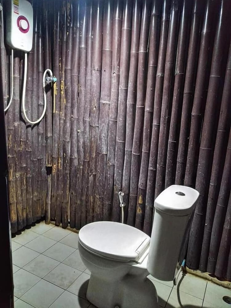 Jidapa Resort 57/58