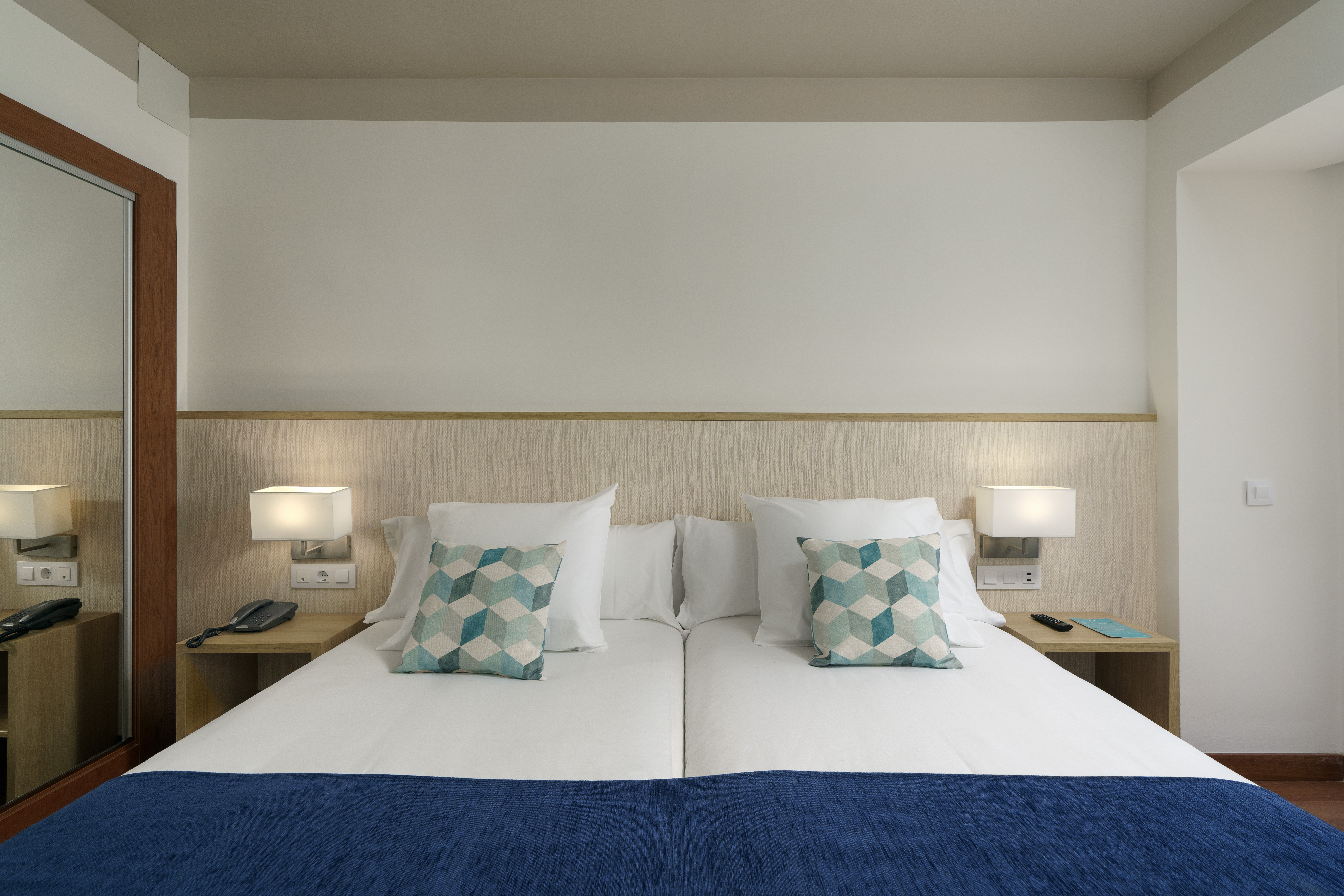Room, Single, Double Bed, Sea View, Hotel Costa Malaga (Adults Recommended) by Pierre & Vacances 2/3