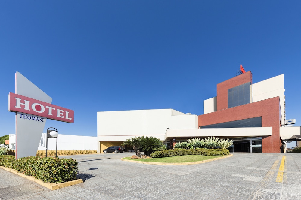 Thomasi Hotel Londrina 32/36