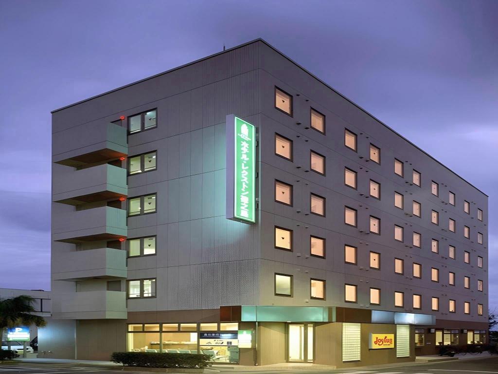 Hotel Lexton Tokunoshima 1/25