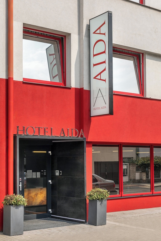 Aida Hotel 9/72