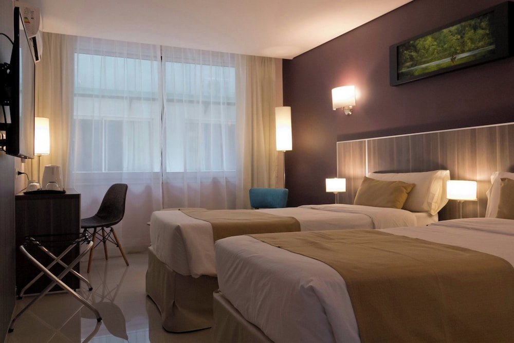 Standard, Twin Beds, Partial View