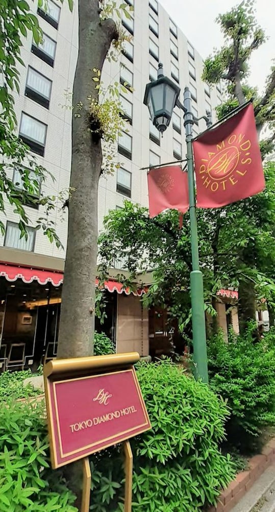 Diamond Hotel 6/50