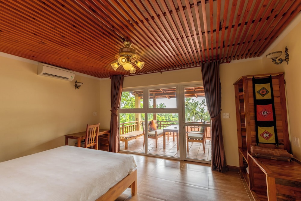 Mango Beach Resort 19/50
