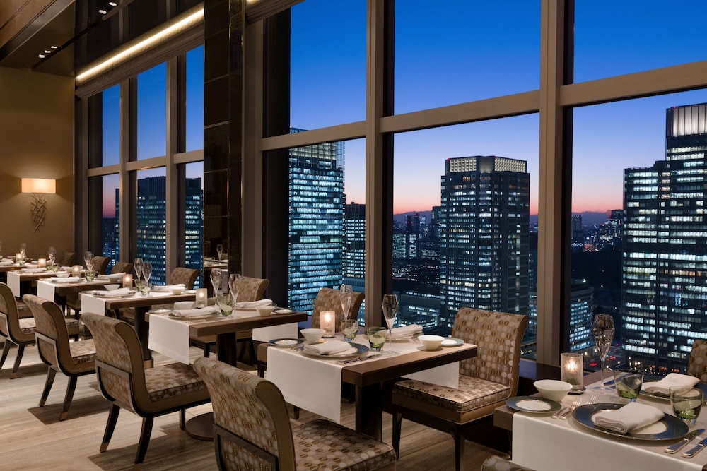 Shangri La Tokyo 59/74