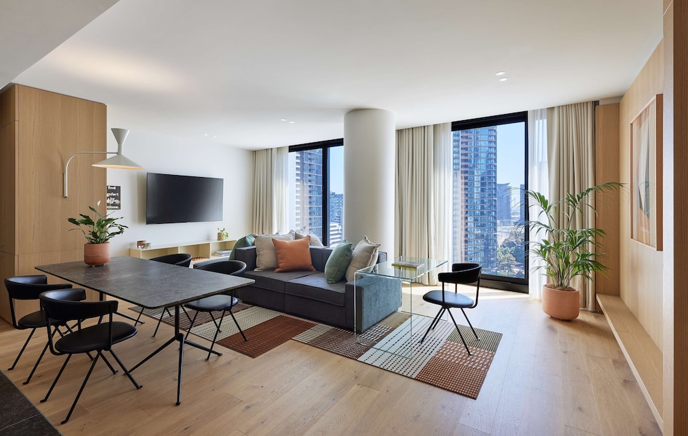 Hyatt Centric Melbourne 33/50