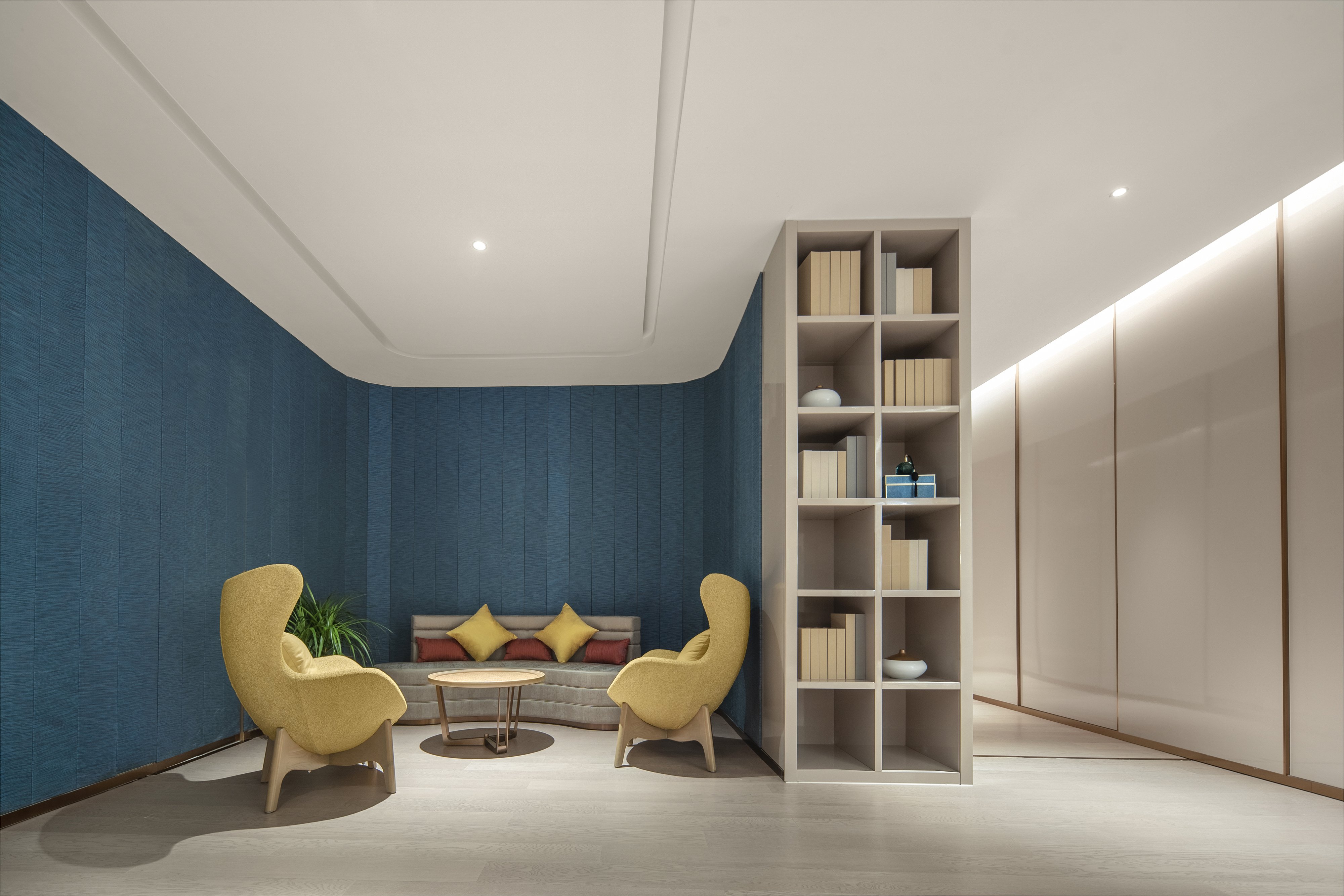 Holiday Inn Fuyang 50/75