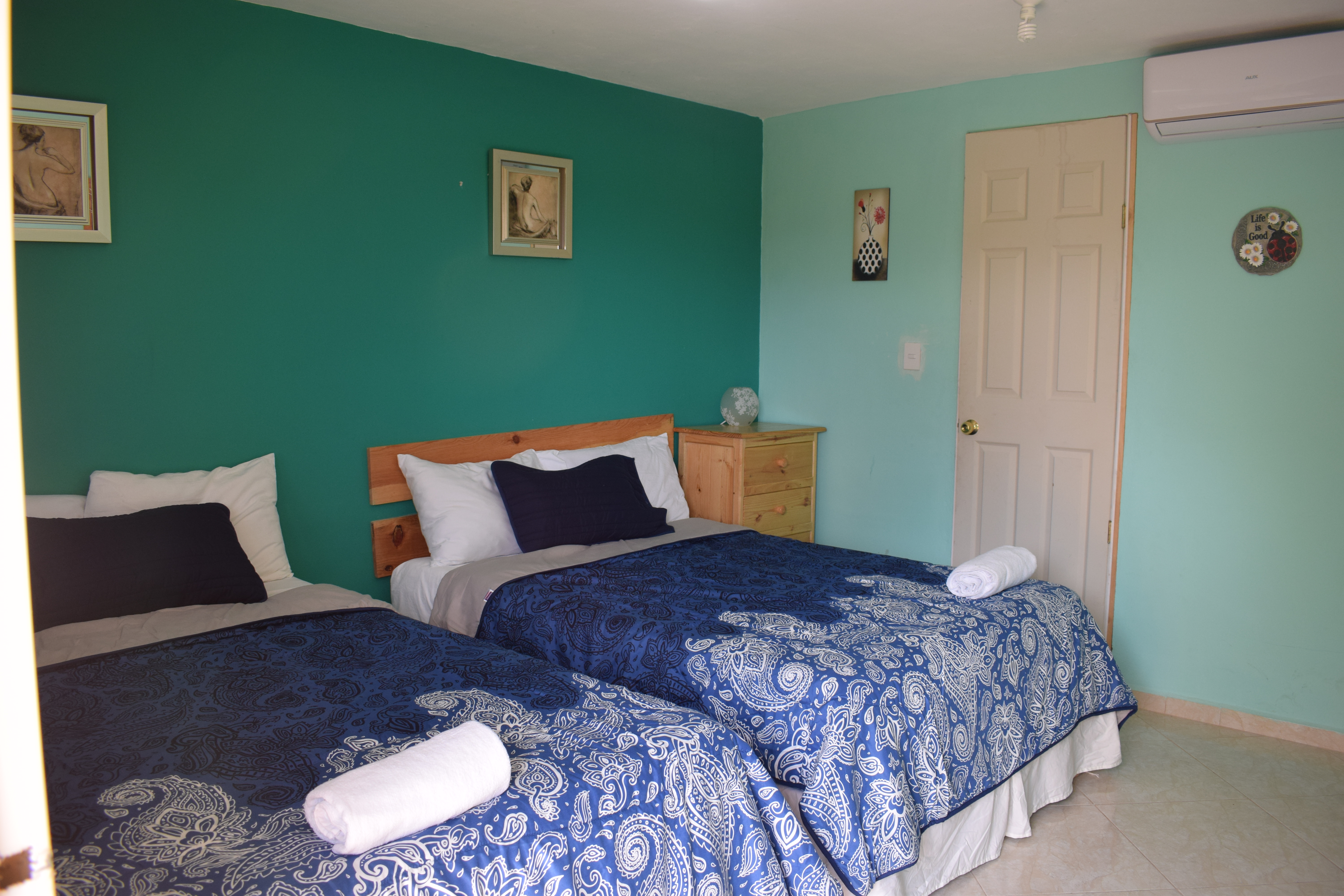 Mansion Giahn Bed and Breakfast 15/35