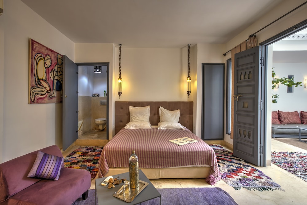 Riad Awa 22/73