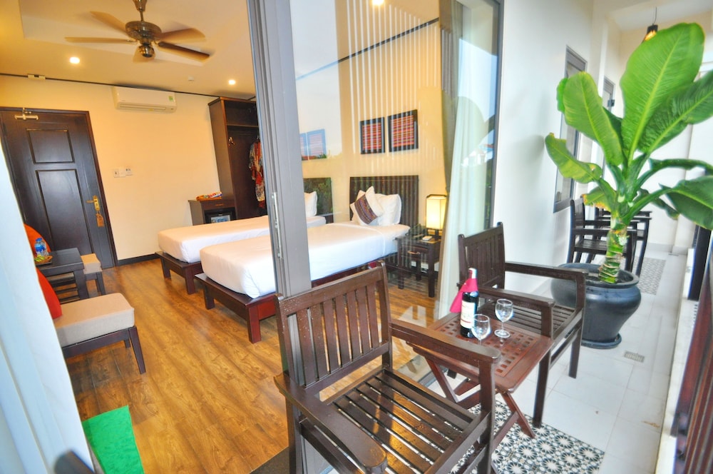 The Quin Riverside Villa 9/50