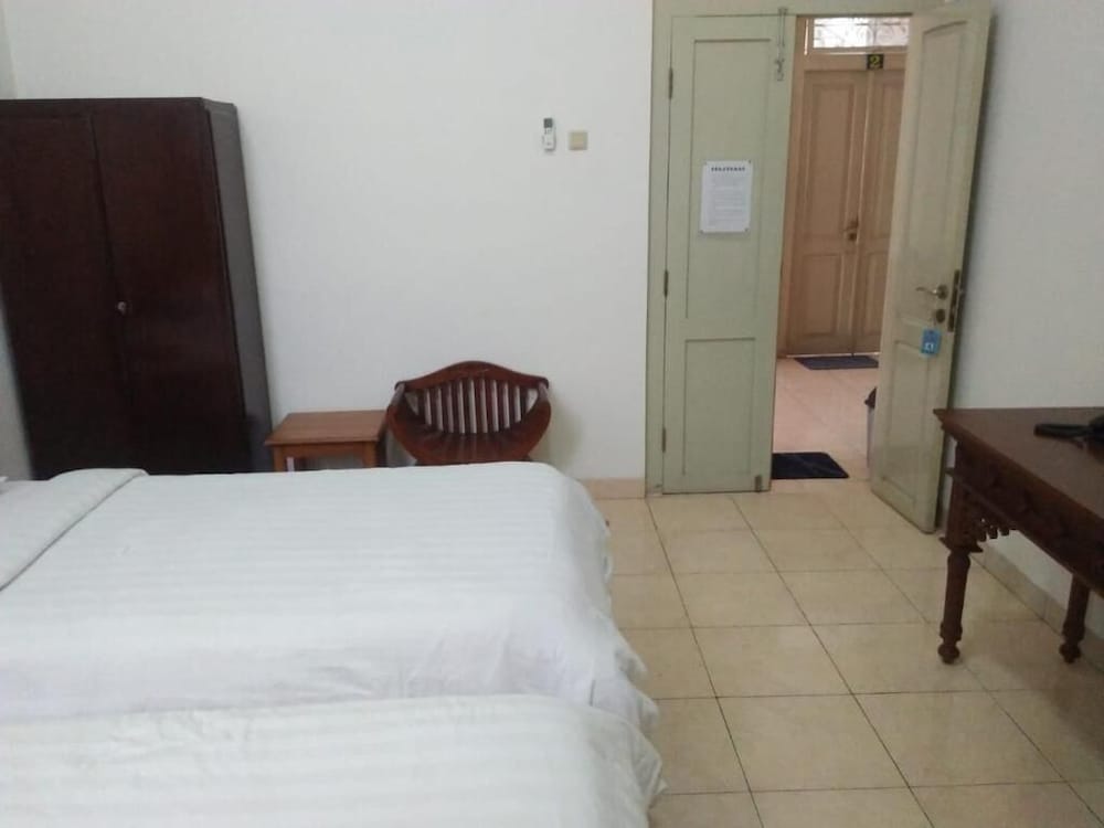 Hotel Besar Purwokerto 22/50