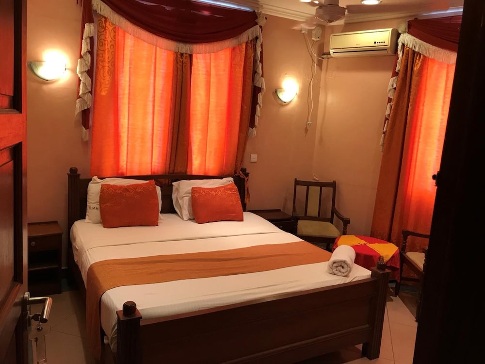 Regency Park Hotel Mombasa 10/42