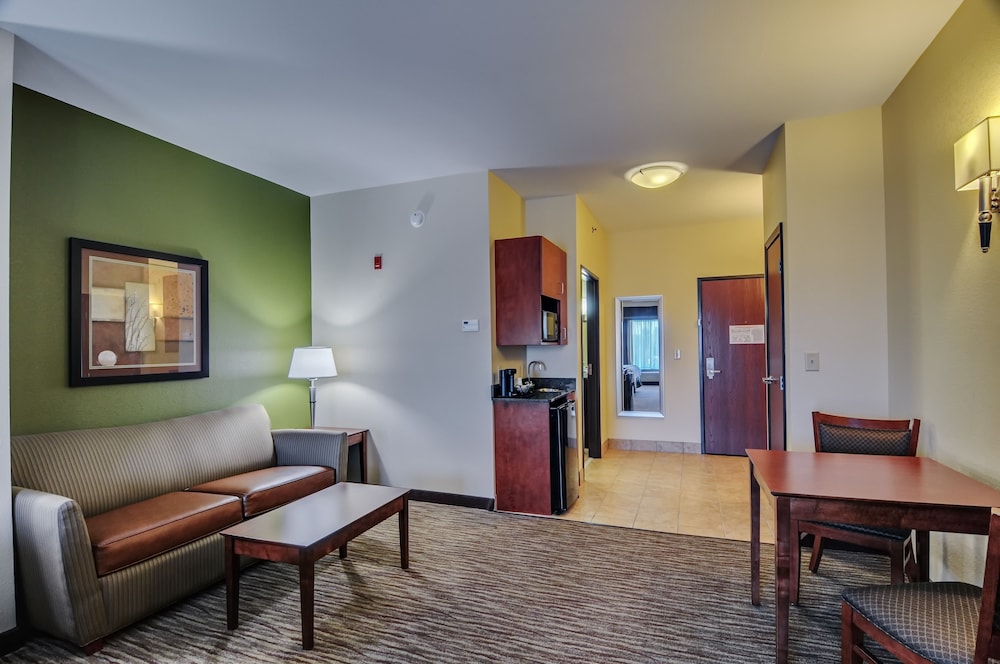 Holiday Inn Express Hotel And Suites Wytheville 39/74