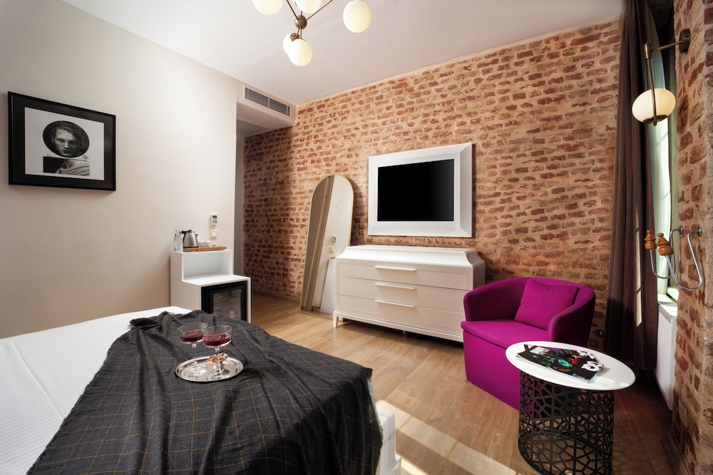NINE ISTANBUL HOTEL 37/50