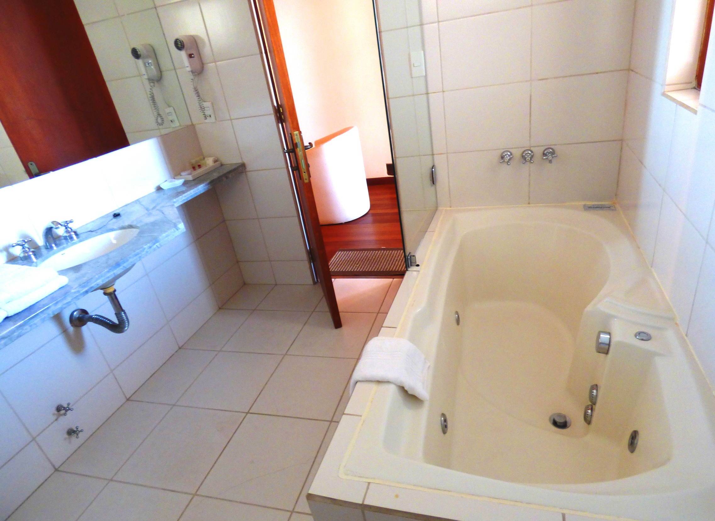 جناح جونيور، Villa Antigua Hotel 2/2
