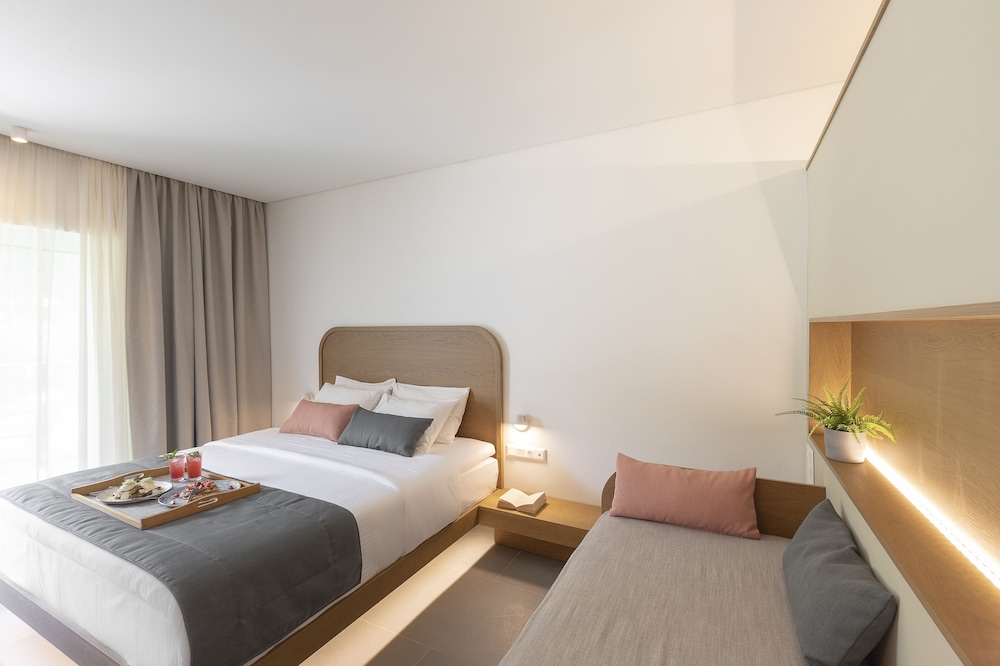 غرفة ديلوكس بسرير مزدوج، Mandraki Village Boutique Hotel 2/3