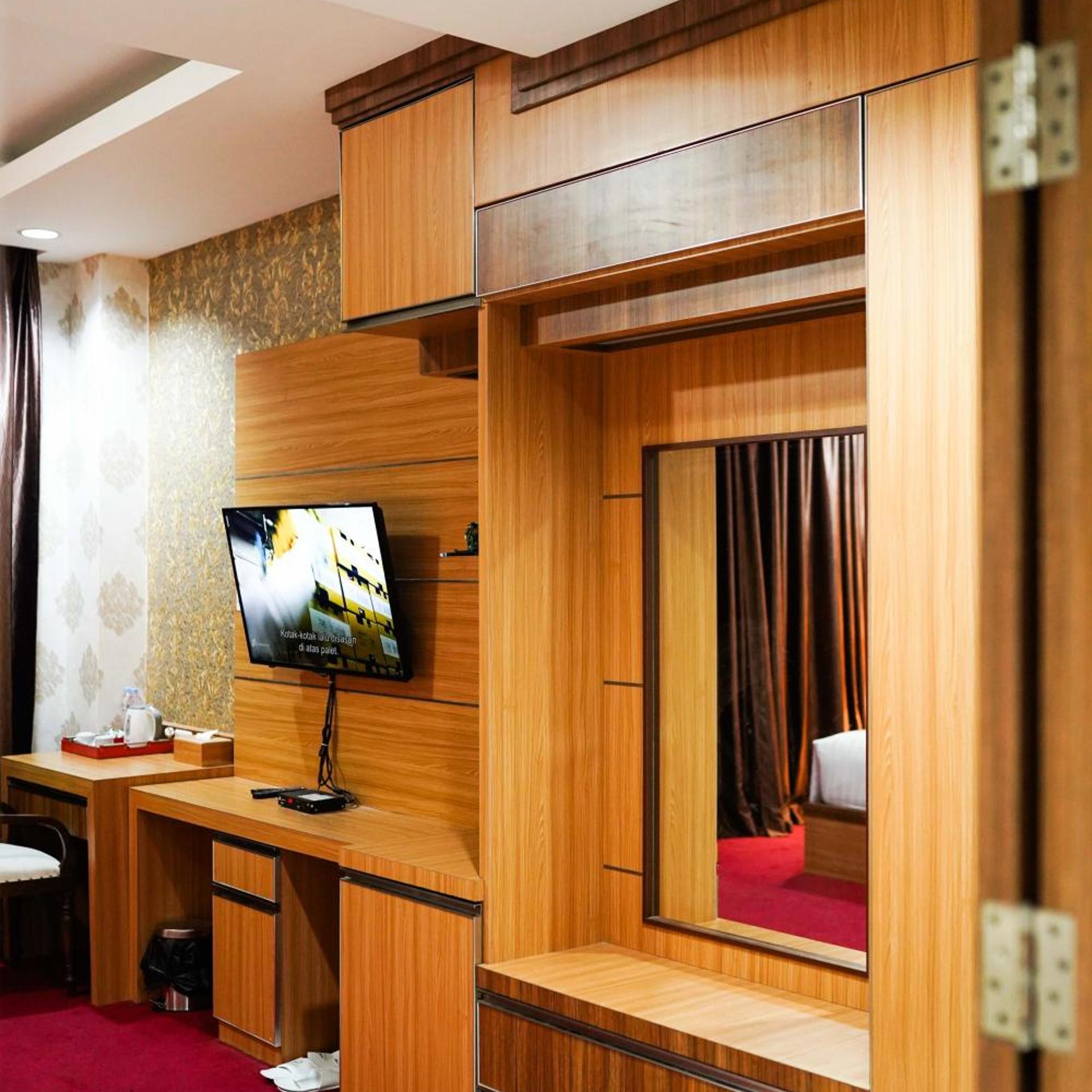 Grand Buana Lestari Hotel 27/35
