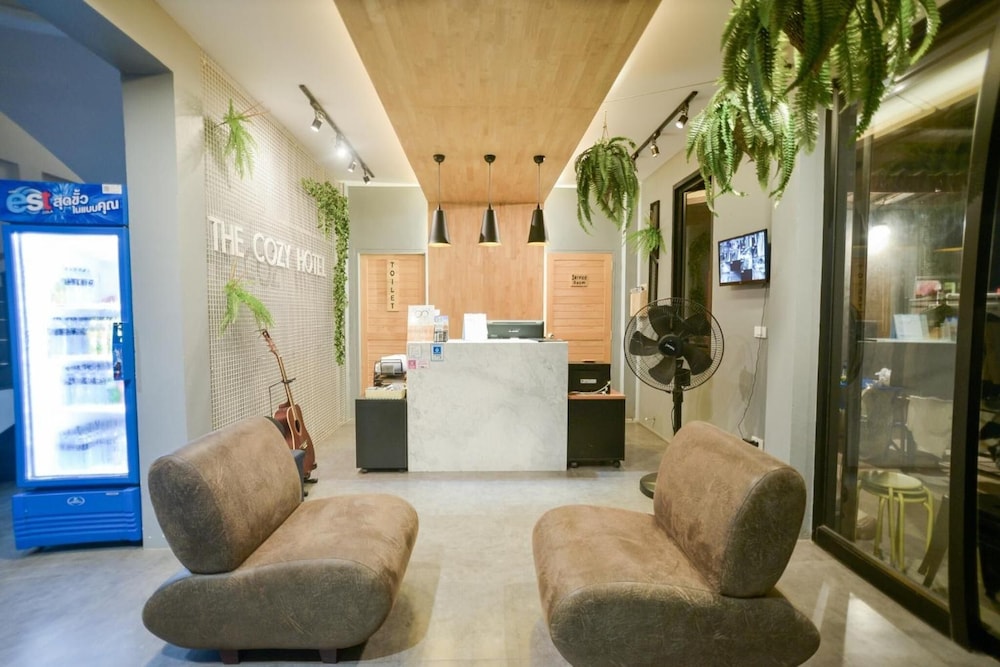 The Cozy Hotel 10/50