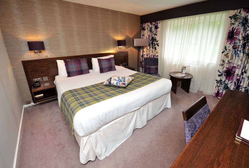 Best Western Plus Grim's Dyke Hotel 19/48