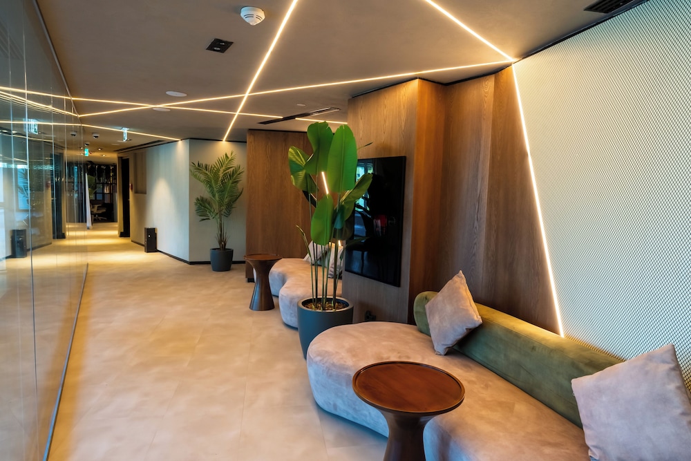 Novotel Istanbul Bomonti 43/59