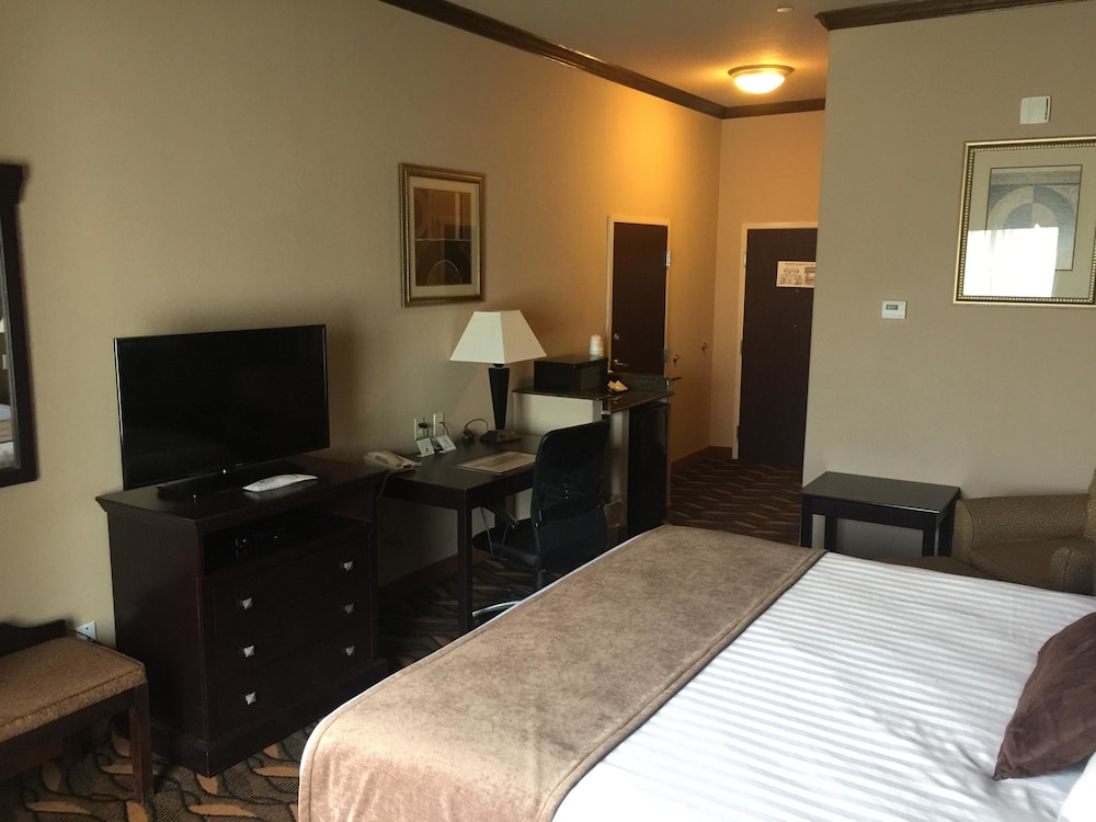 Best Western Red River Inn & Suites 13/35
