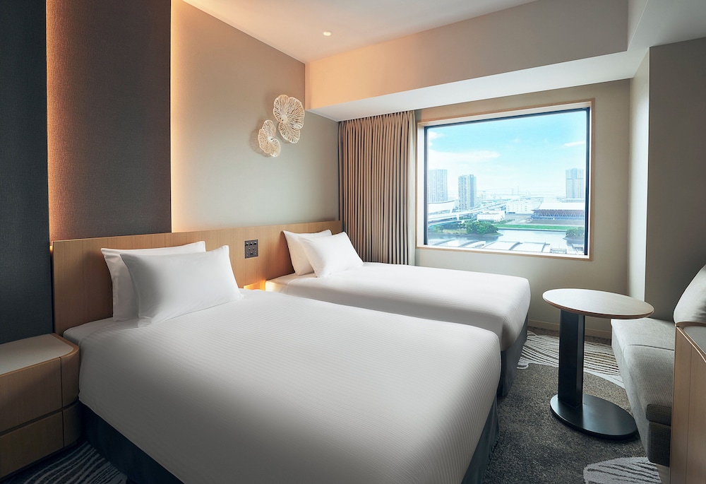 MODERATE, TWIN BEDS