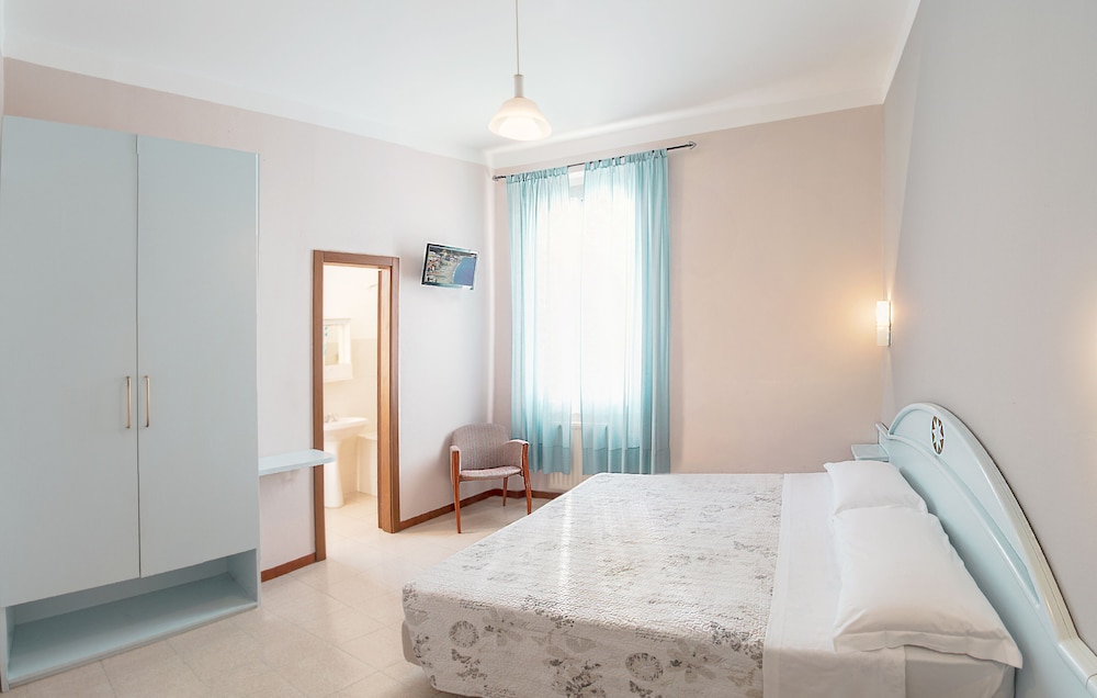 Villa Pozzi 13/19