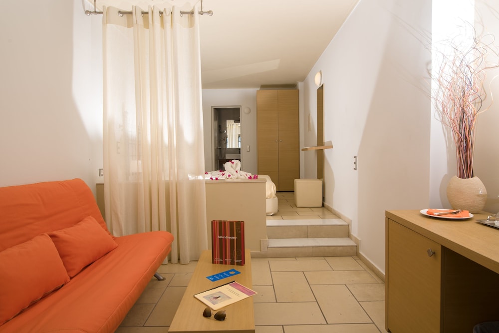 Antinea Suites and Spa 42/75