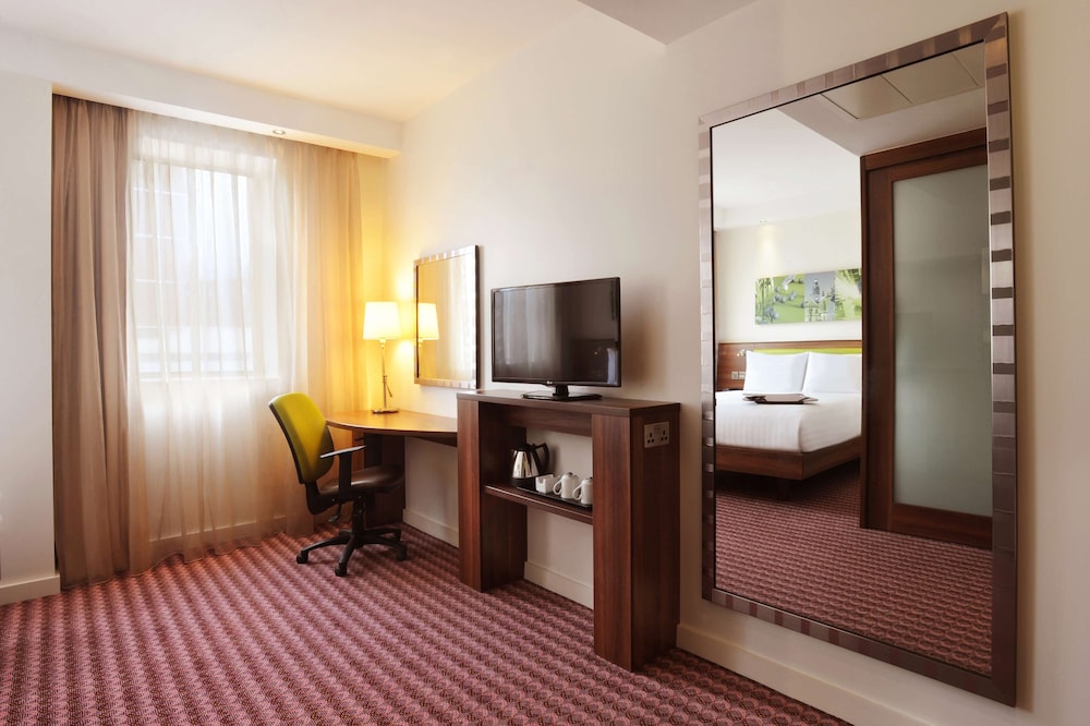 Hampton By Hilton Sheffield 48/56