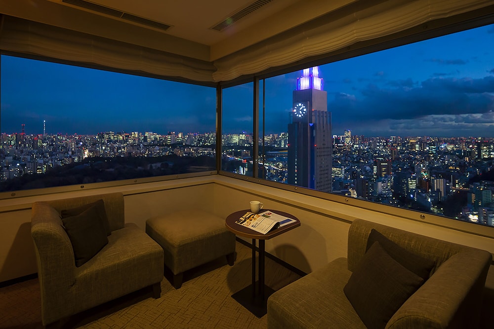 Century Southern Tower 40/70