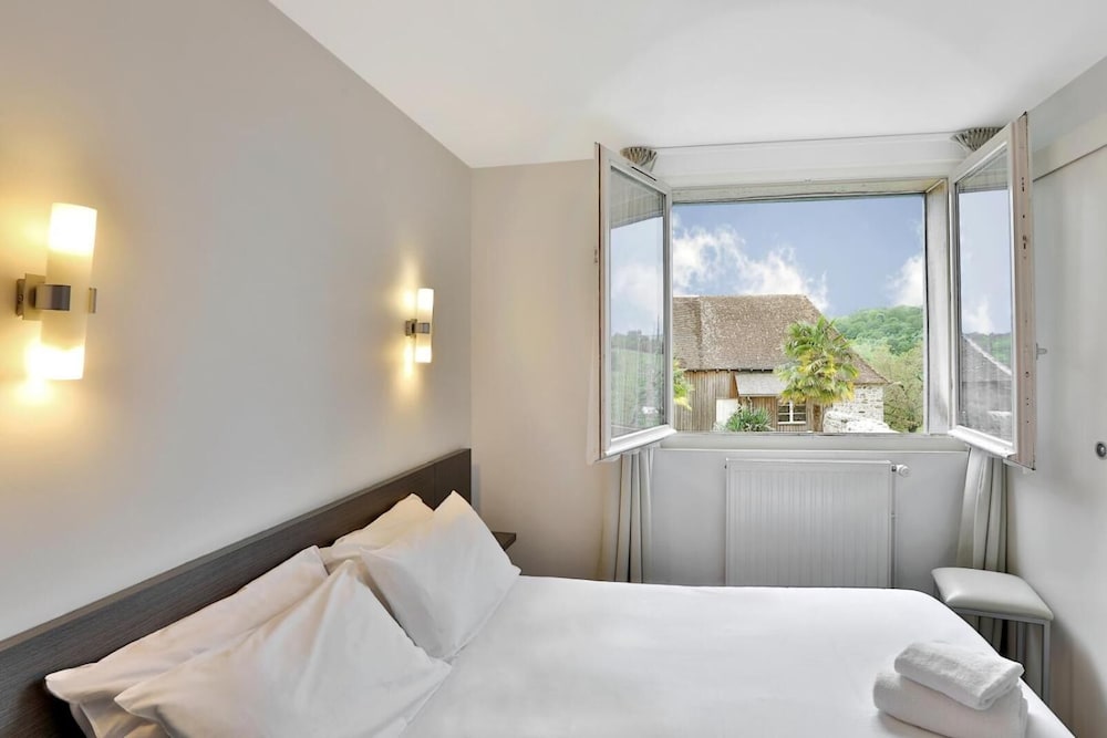AUBERGE DUPUYTREN 7/21