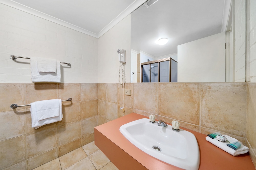 Best Western Warby Lodge Motor Inn 17/27