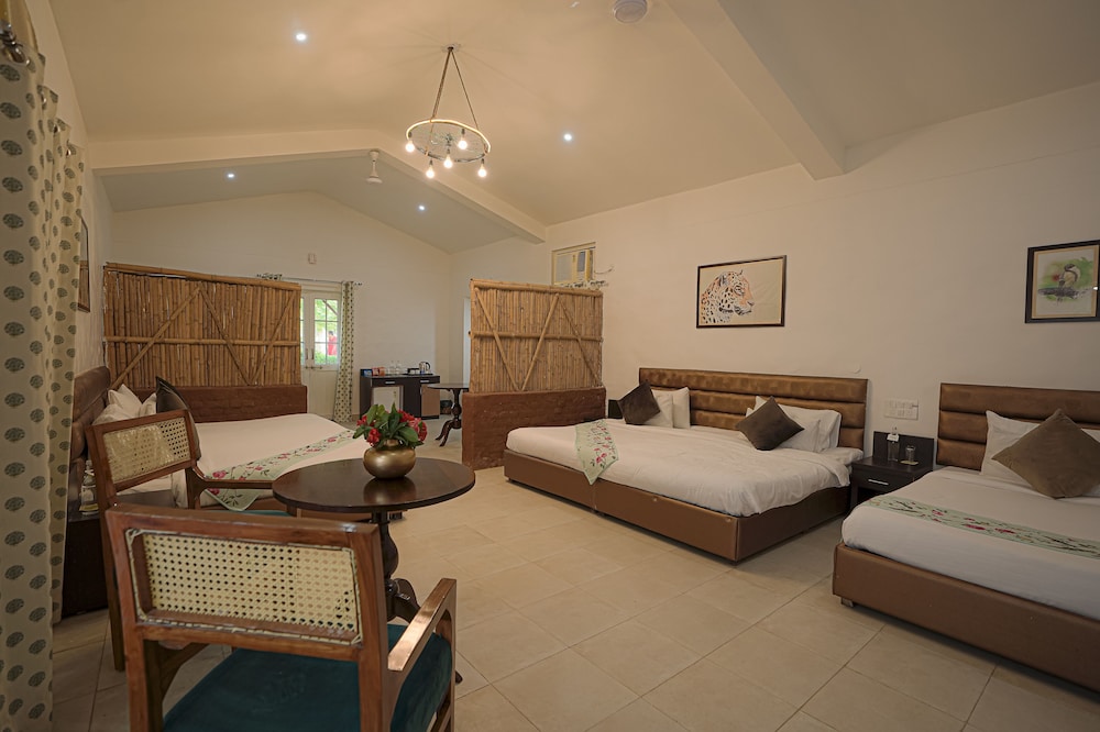 Astroport Sariska Treetop by Eight Continents 23/58