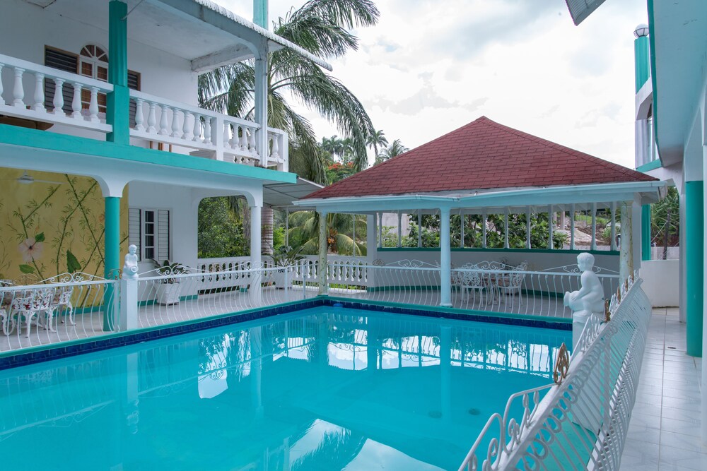 Villa Diamond Suite 6/50