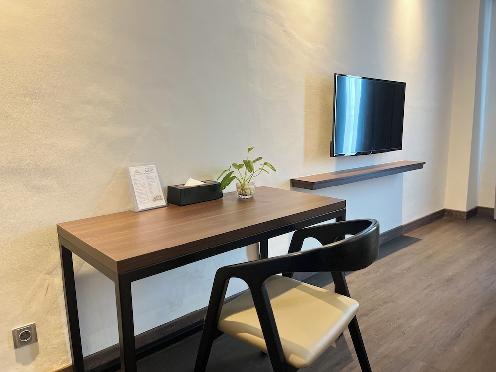 Wiltop Hotel 9/50