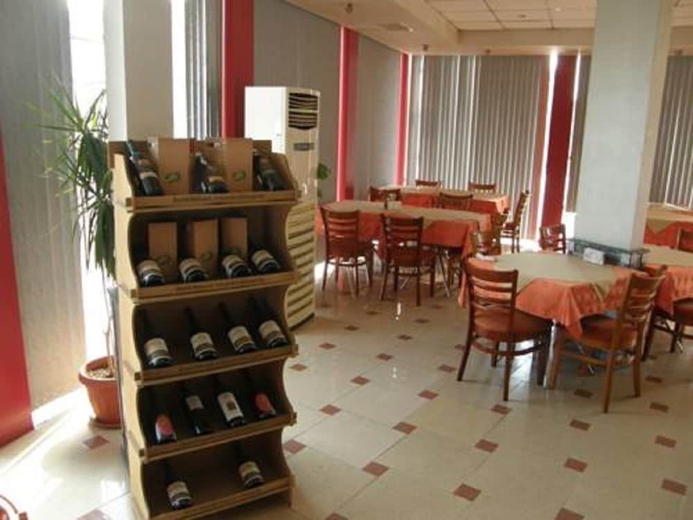 Hotel Philippopolis 33/37