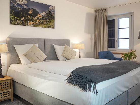 Room, 2 Double Beds, French Bed