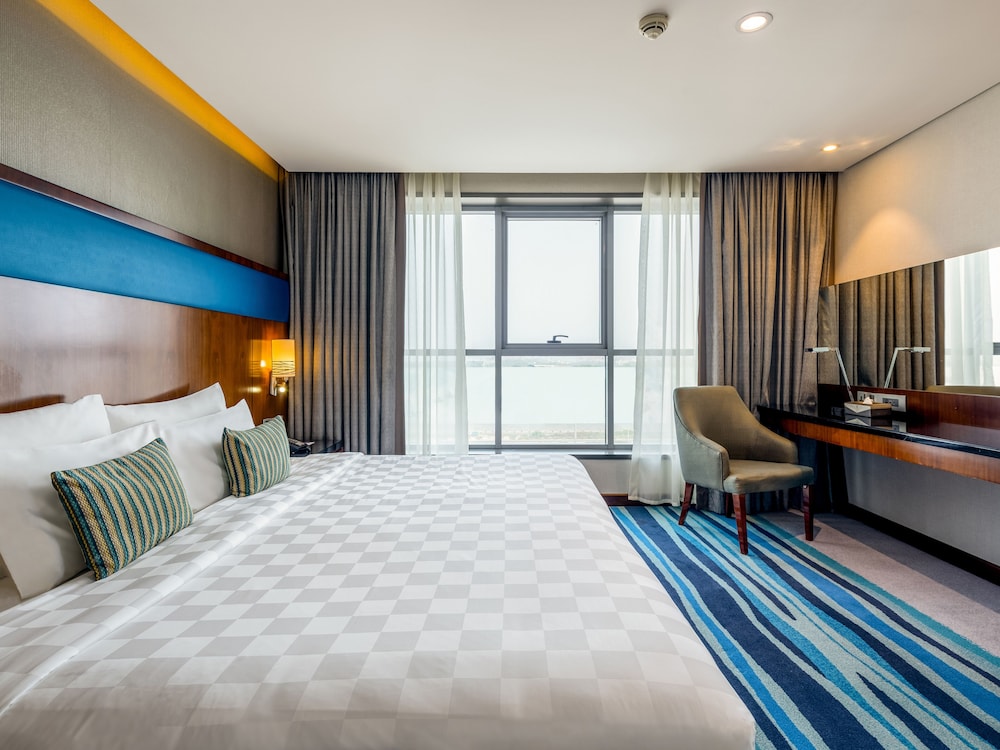 2 BEDROOMS, DELUXE, SUITE