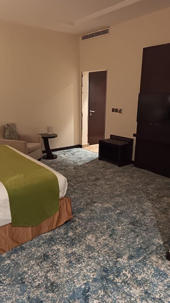 فندق برايم الحمراء(Prime Al Hamra Hotel) 16/54