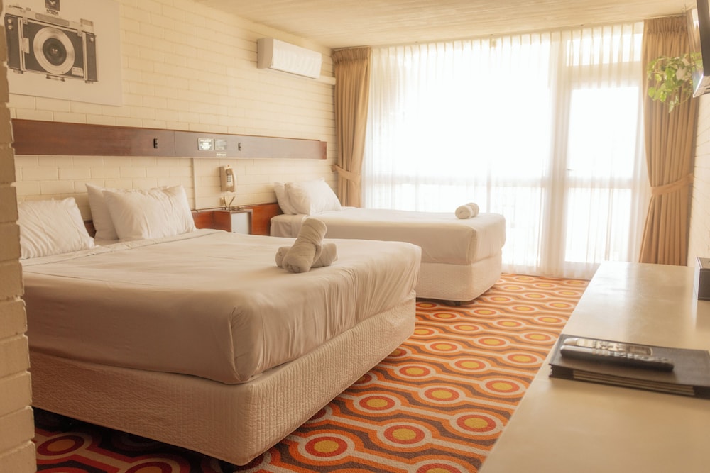 INDIAN OCEAN HOTEL 18/55