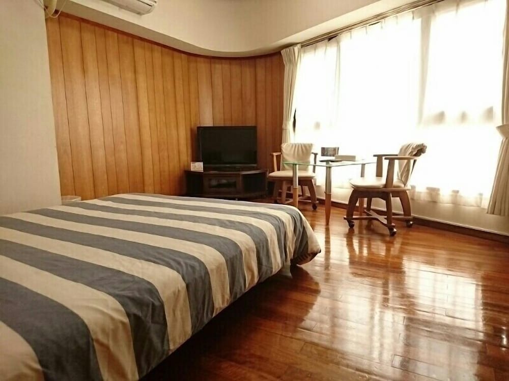 Kokusai Towns Inn 13/72