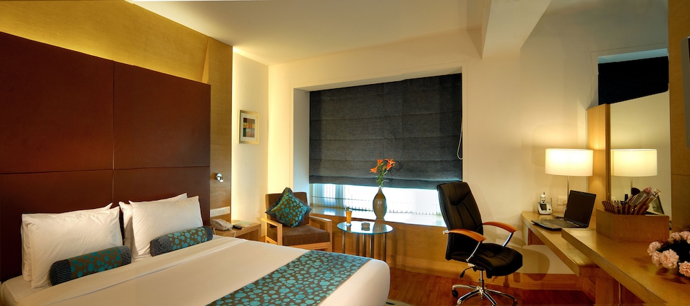 Radisson Mumbai Goregaon 26/75
