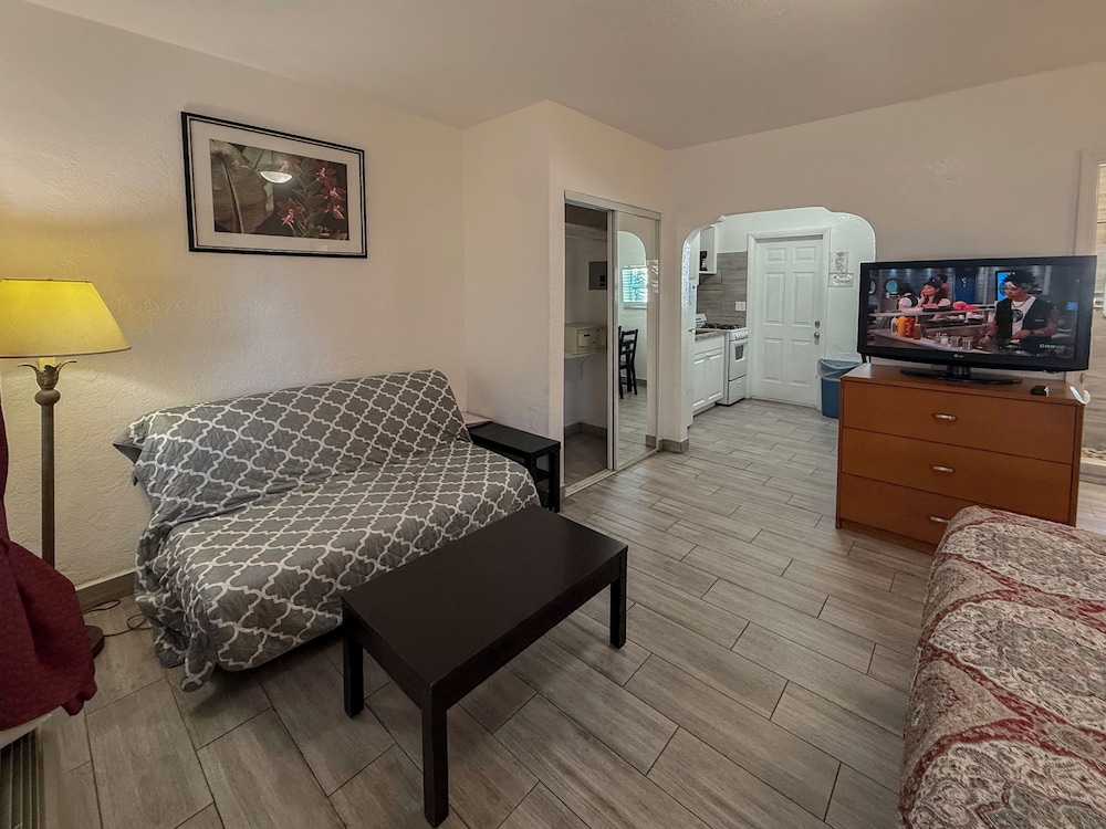 Richard s Motel Extended Stay 25/50