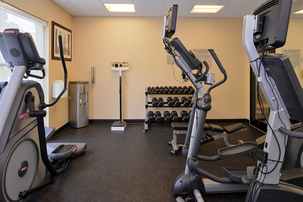 Springhill Suites Pittsburgh Mills 23/43