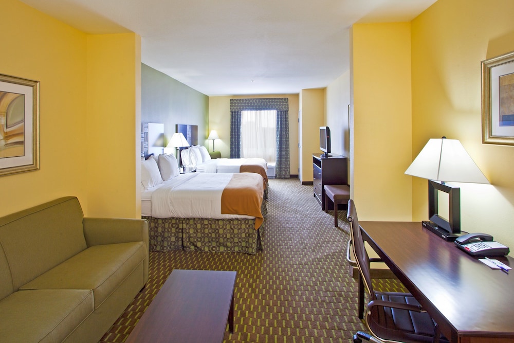 Holiday Inn Express Hotel Suites Saint Augustine North 11/77