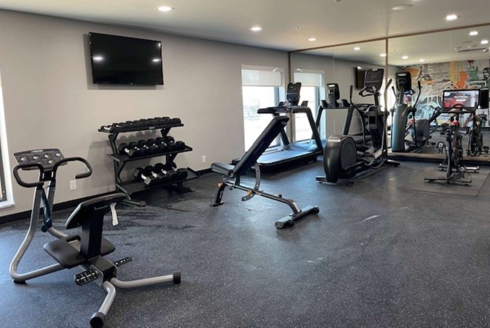 Hawthorn Extended Stay by Wyndham Springdale 19/34