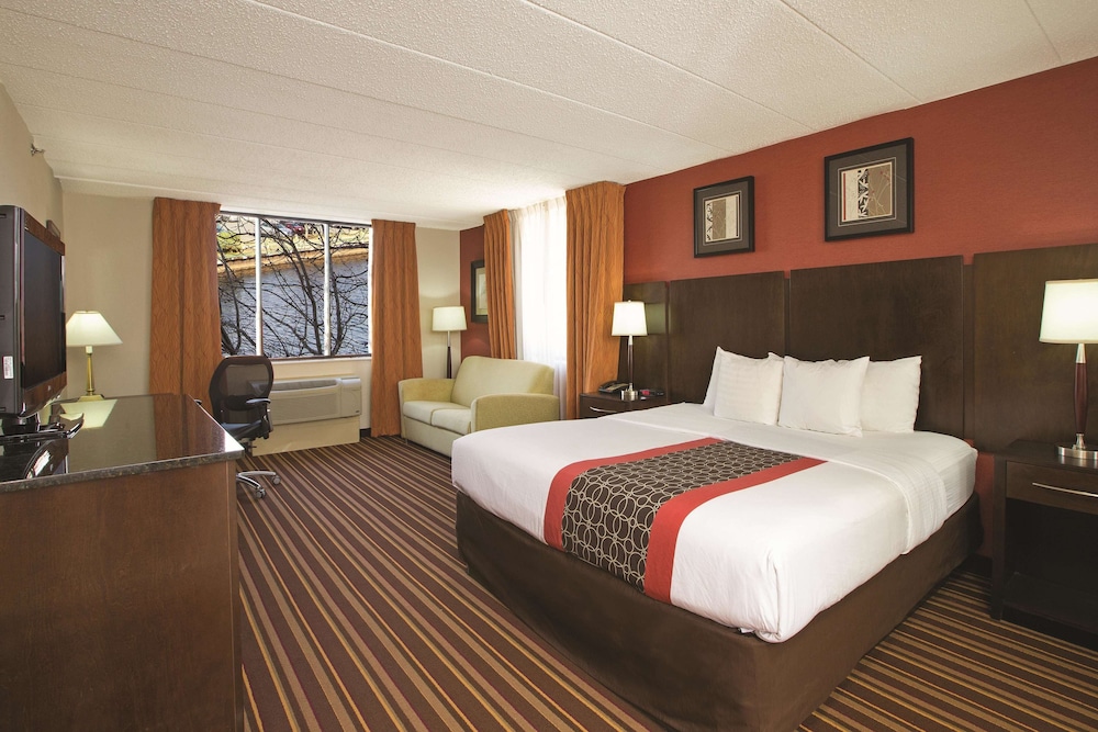 Executive, King Bed