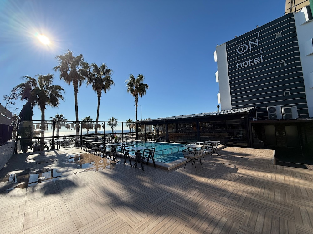 On Hotel 55/60